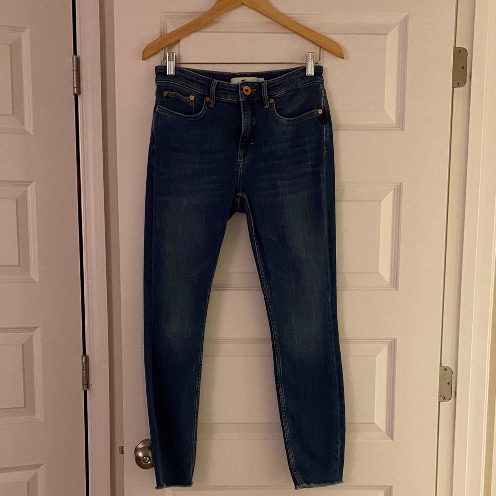 Vineyard Vines Women's Skinny Jeans in Medium Wash Blue
